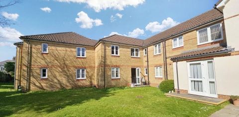 Mclay Court, Cardiff CF5