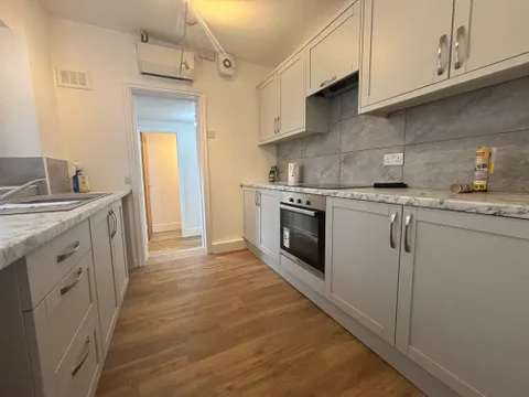Apartment in Liverpool, Wavertree - View 5