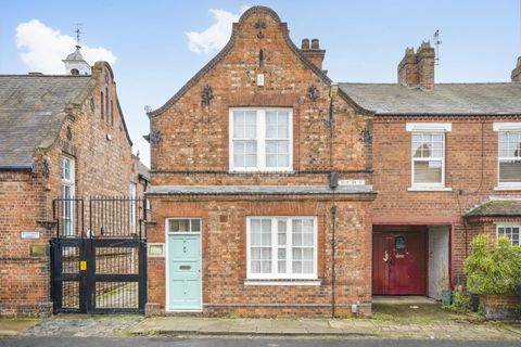House in York, Clifton - View 2