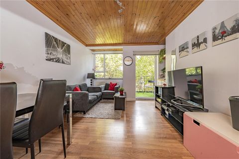 Carslake Road, London SW15