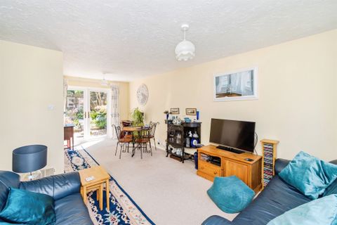 Barle Close, West End, Southampton SO18 - More