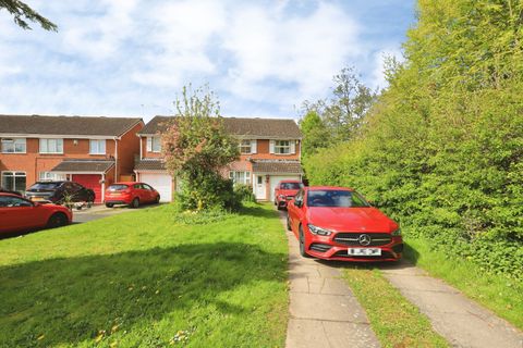 Woodford Close, Wolverhampton, West Midlands WV9