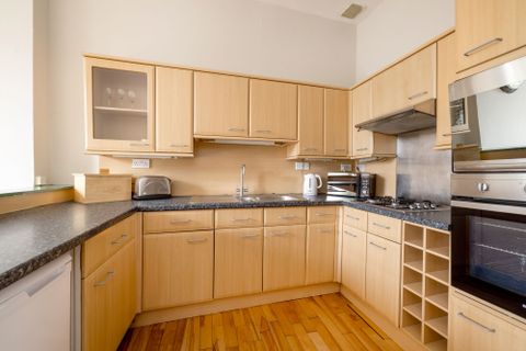 Apartment in Edinburgh, Marchmont - More