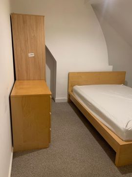 Ninian Park Road, Cardiff CF11, Room to rent