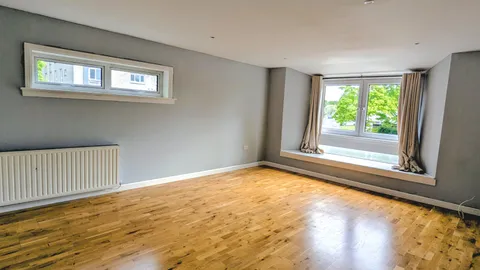 Barntongate Avenue, Edinburgh EH4 - View 5