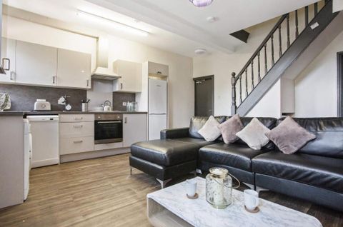North Lane, Leeds LS6 – pohled 2