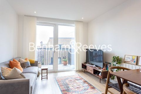 Ashton Reach, London SE16 - More