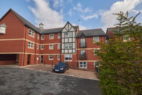 Melbourne Street, Exeter EX2