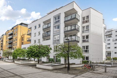 Osiers Road, Putney, London SW18