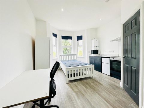 Apartment in Nottingham, Old Lenton, The Park - View 2