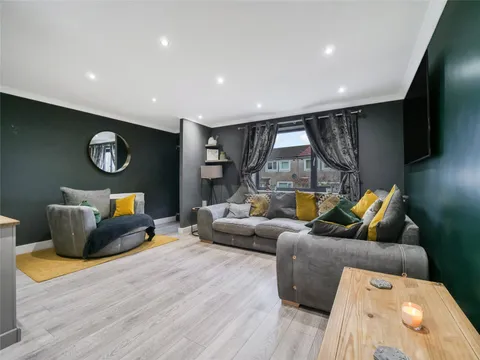 Bonnyton Drive, Eaglesham, Glasgow, East Renfrewshire G76 - View 5