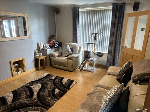 House in Birmingham, West Midlands - More