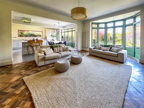 House in London, London Borough of Brent - View 2
