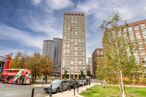 Arniston Way, Blackwall E14