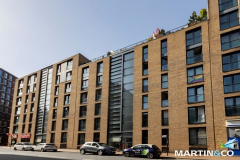 Apartment in Birmingham B5 - View 2