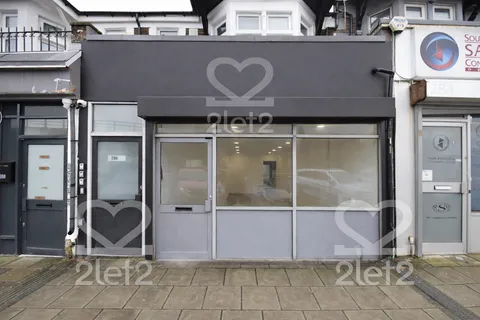North Road, Heath CF14 - View 5