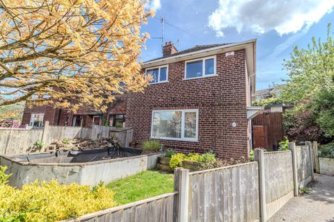 Walton Crescent, Carlton, Nottingham NG4
