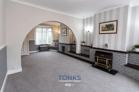 House in Sandwell, West Midlands - View 5