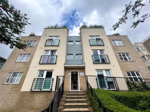 Coxford Road, Southampton, Hampshire SO16