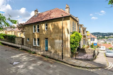 House in Bath, Beechen Cliff - View 2