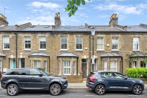 Treadgold Street, Holand Park W11 – pohled 2