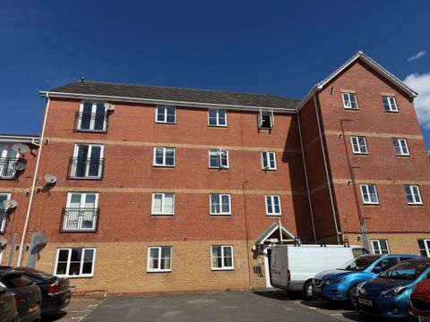Signet Square, Stoke, Coventry CV2