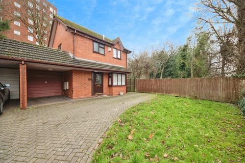 House in Birmingham, West Midlands - View 2