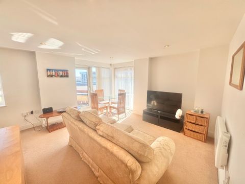 2 Bed Flat To Rent In Kings Road Swansea SA1 980 Pcm Zoopla 2-bed-flat-to-rent-in-kings-road-swansea-sa1-980-pcm-zoopla