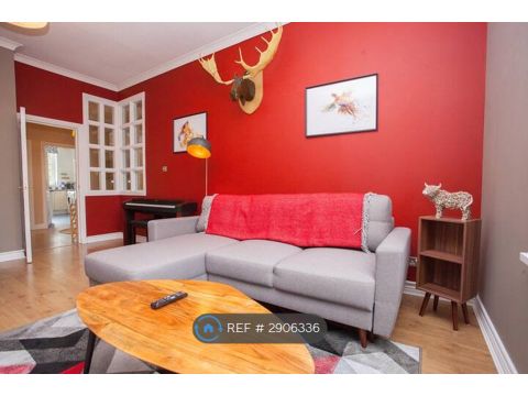 Willowbank St, Glasgow G3