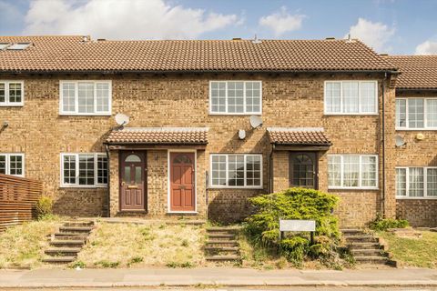 Sawyers Lawn, Ealing W13