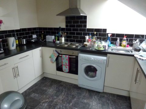 Apartment in Cardiff, Maindy, Cathays - More