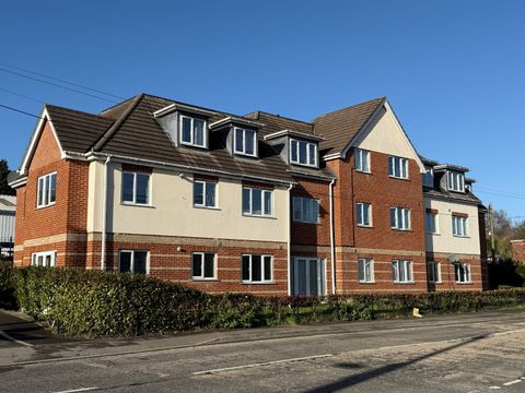 Bursledon Road, Hedge End, Southampton, Hampshire SO30