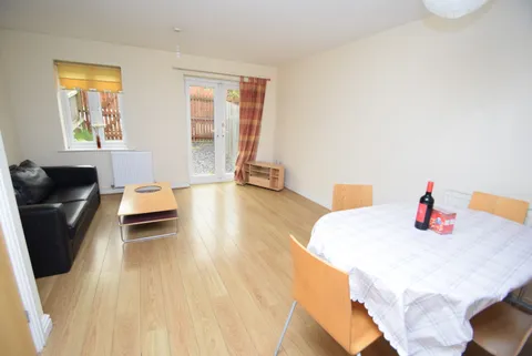 House in Manchester, First Street, Hulme - View 5