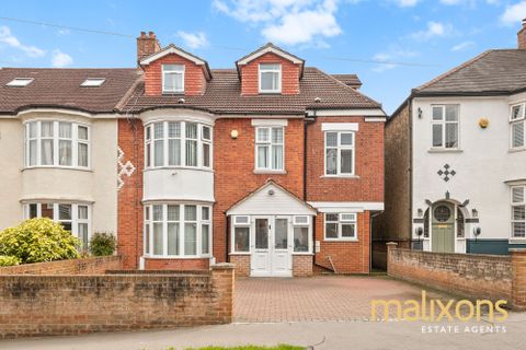 Howden Road, London SE25