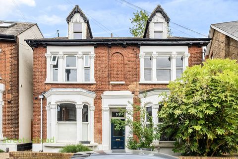 High View Road, London SE19