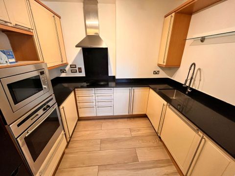 Aspect, Queen Street, Cardiff City Centre, Cardiff CF10
