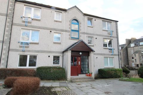 Rosebank Gardens, Ground Floor AB11