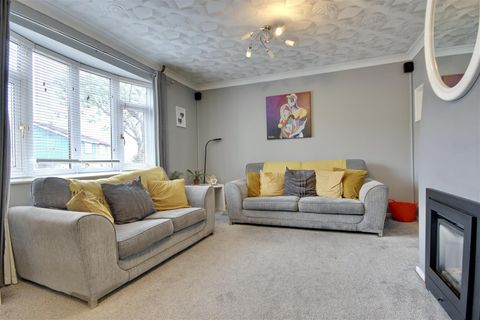 Chedworth Crescent, Portsmouth PO6