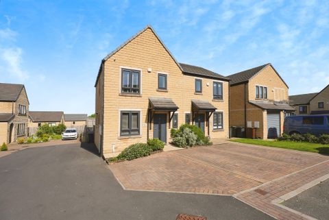 2 bed semi-detached house for sale in Mill Rise, Huddersfield HD4, £ ...