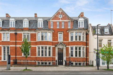 Blackstock Road, London N5