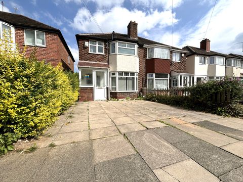 House in Birmingham, Perry Beeches - View 2