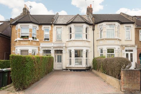 Wallwood Road, Leytonstone, London E11 – pohled 2