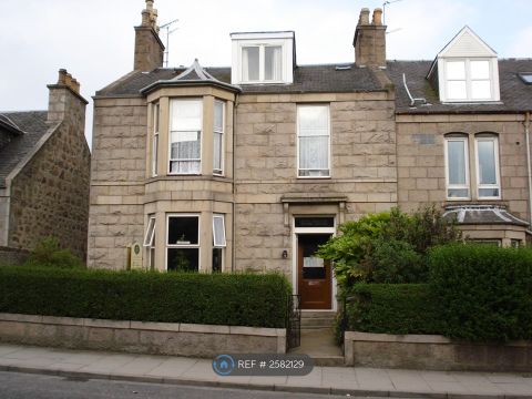 Holburn Street, Aberdeen AB10, Room to rent