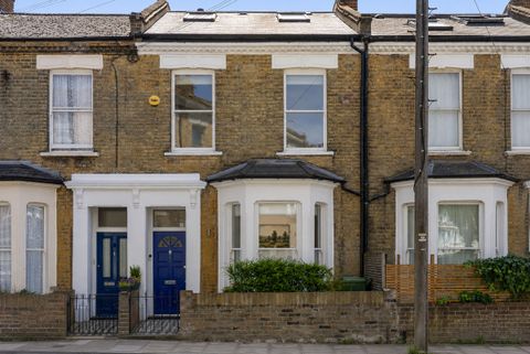 House in London, Shepherd's Bush - More