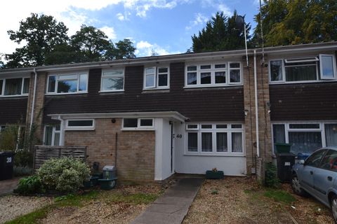 Woodlands, Fleet GU51, 3 bed terraced house to rent, £1,795 pcm - Zoopla