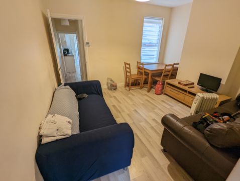 Swainstone Road, Reading RG2