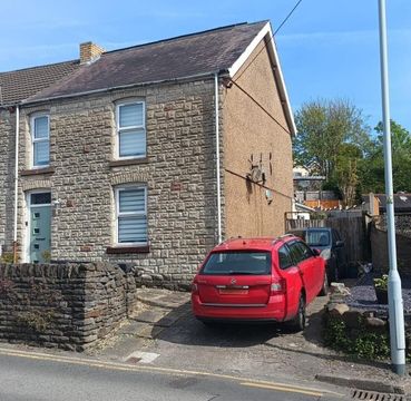 Vardre Road, Clydach, Swansea SA6