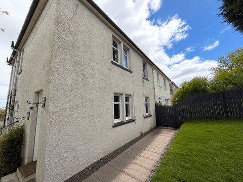 28 Strathaven Road, Eaglesham, Glasgow, Lanarkshire G76
