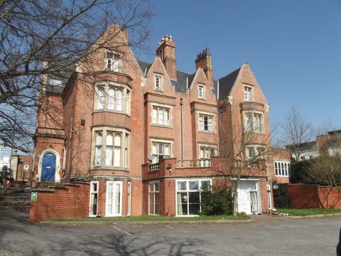 Room 21, 11 The Ropewalk, Nottingham NG1, Room to rent