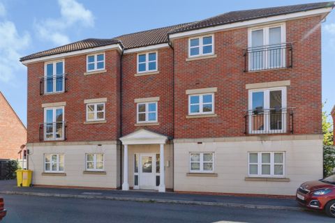 Stillington Crescent, Hamilton, Leicester LE5